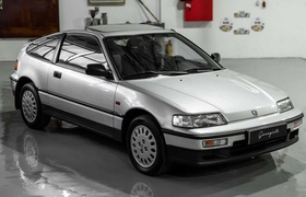 В продаже появилась новая Honda CR-X 1990 года выпуска