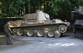 Немецкого пенсионера оштрафовали на 250 тысяч евро за хранение танка в доме