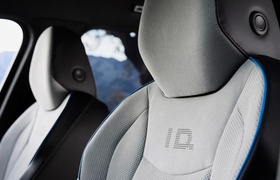 Die ergoActive-Sitze des VW ID.7 können Muskelgruppen im Bereich der Wirbelsäule und des Beckens aktivieren