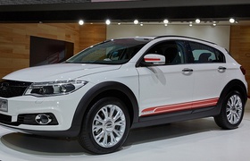 Китайский кроссовер Qoros3 City SUV дебютировал в Женеве