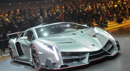Рейтинг некрасивых авто возглавил Lamborghini Veneno