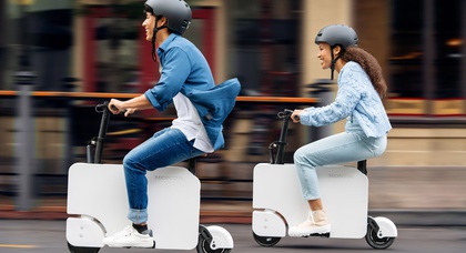Le scooter électrique pliable Honda Motocompacto est désormais disponible pour 995 $