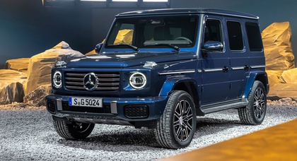 This is the updated Mercedes G-Class: it became more powerful and received a "transparent" bonnet