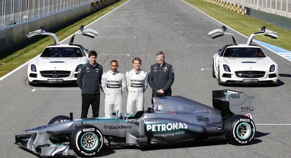 Уборщики в команде F1 Mercedes AMG получат по 16 тысяч долларов премий