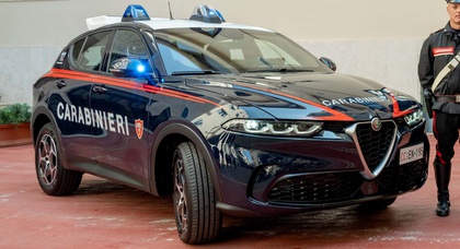 Alfa Romeo Tonale Hybrid Joins Italy’s Police Force with Partial Armor