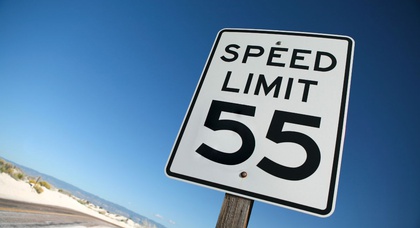 California Passes Law Requiring New Cars to Beep at You for Exceeding the Speed Limit