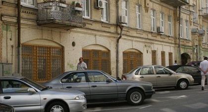 В 2012 году киевлян попросят не садиться за руль авто