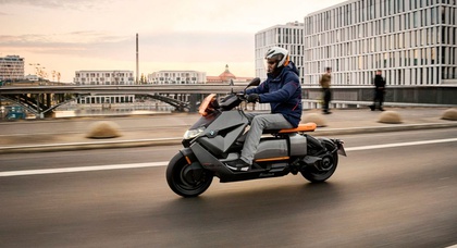 BMW представила футуристичный электро скутер с запасом хода до 130 км