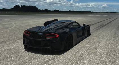 Hennessey Venom F5 crashed during aerodynamic test