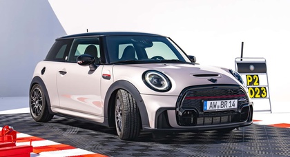 Mini JCW Bulldog Racing Edition created to celebrate the achievements of the Bulldog Racing Team at the Nürburgring
