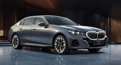 BMW unveils eighth-generation 5 Series Sedan and new BMW i5 exclusively from China for China