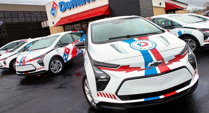 Domino's va déployer une flotte de 800 Chevy Bolt EV pour livrer des pizzas