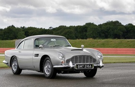 Aston Martin собрал первый «шпионский» DB5  