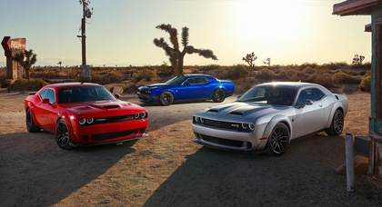 Dodge Challenger Reigns Supreme: Outsells Ford Mustang and Chevrolet Camaro in 2022