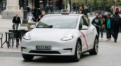 Tesla RoboTaxi to be unveiled on August 8