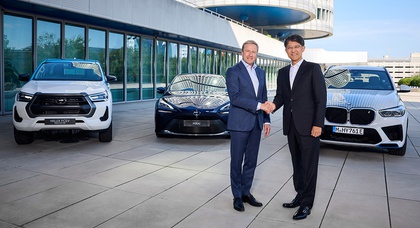 Toyota en BMW Group versterken samenwerking waterstofauto's