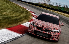New 2023 Honda Civic Type R prototype makes U.S. public debut at Honda Indy 200