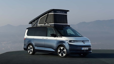 VW T7 California Concept debuts with PHEV powertrain and two sliding doors Autoua