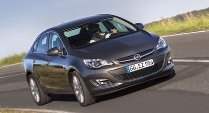Седан Opel Astra — в Украине от 167 320 гривен
