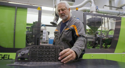 Ford envisage d'utiliser des oliviers déchiquetés pour fabriquer des pièces automobiles durables