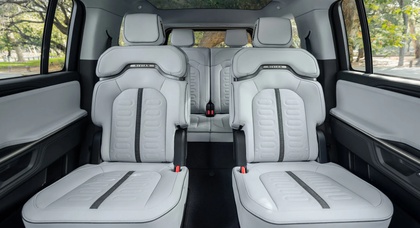 Rivian R1 2027: очікувана опція для салону коштує $4000