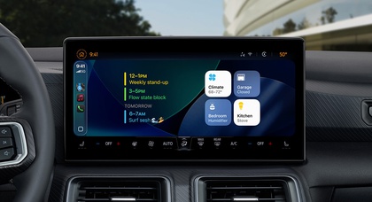 Ось як виглядає Apple CarPlay c новим дизайном "Liquid Glass"