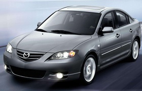Более 200 тысяч Mazda3 BK попали под отзыв из-за логотипа на руле