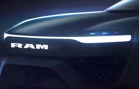 Der Elektro-Truck Ram Revolution zeigt in einem Teaser-Video seine Nase