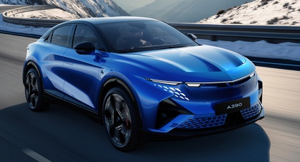 Французька Alpine представила 469-сильний кросовер A390 з трьома моторами