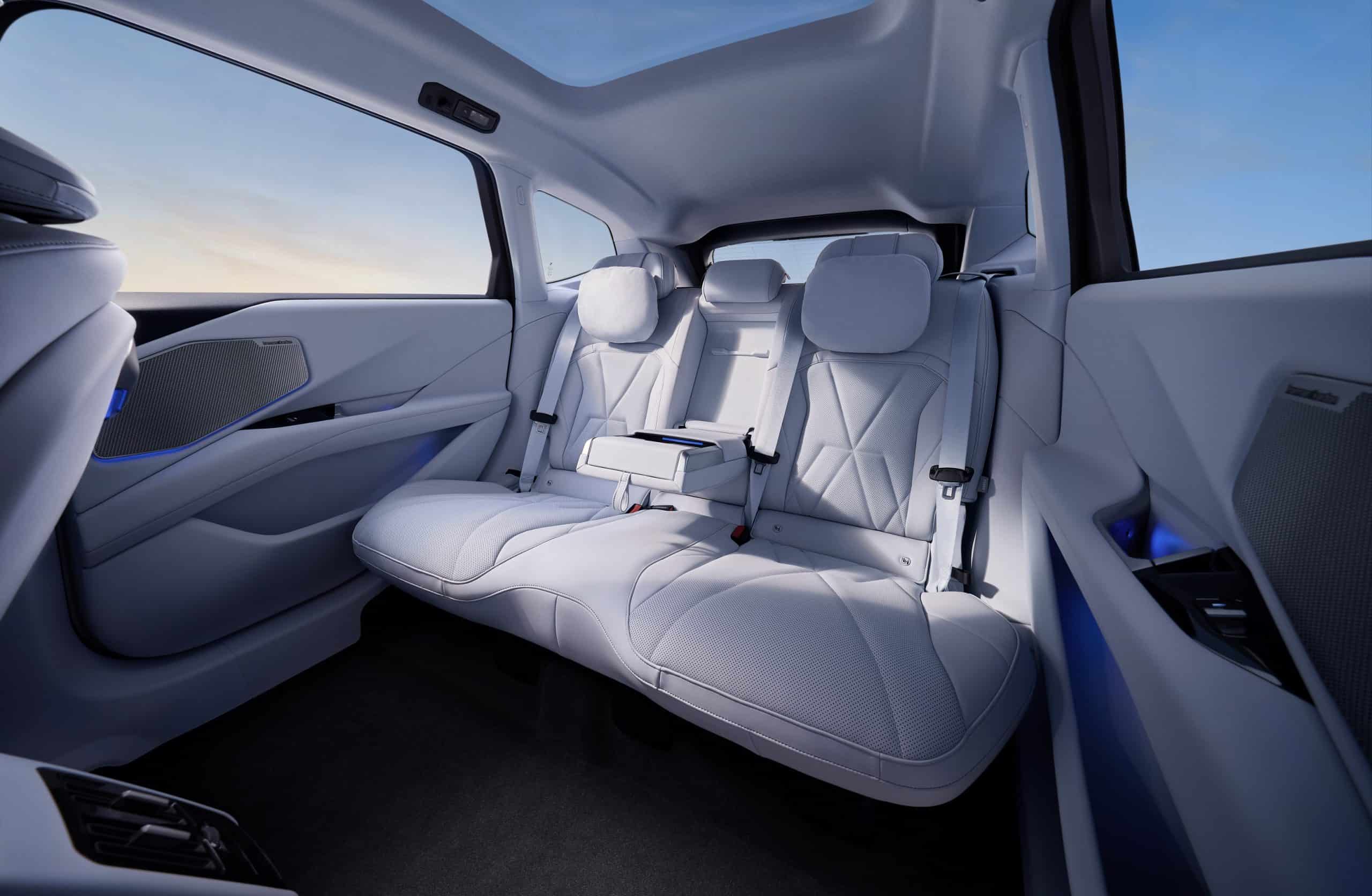 BMW iX3 2026 екстер'єр