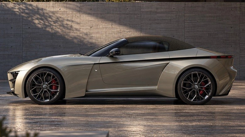 Боковой профиль концепт-купе Castagna Milano на базе Giulia Quadrifoglio