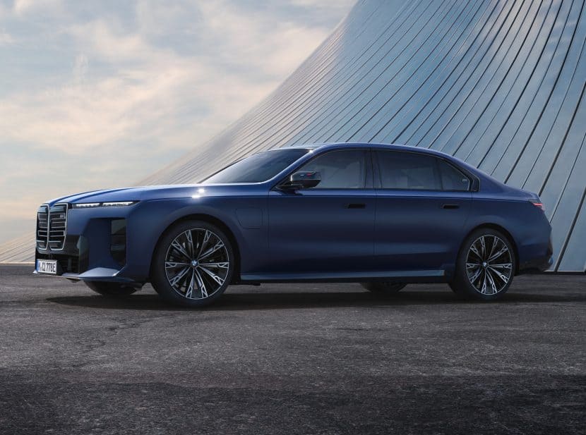 BMW M760e. Photo: BMW