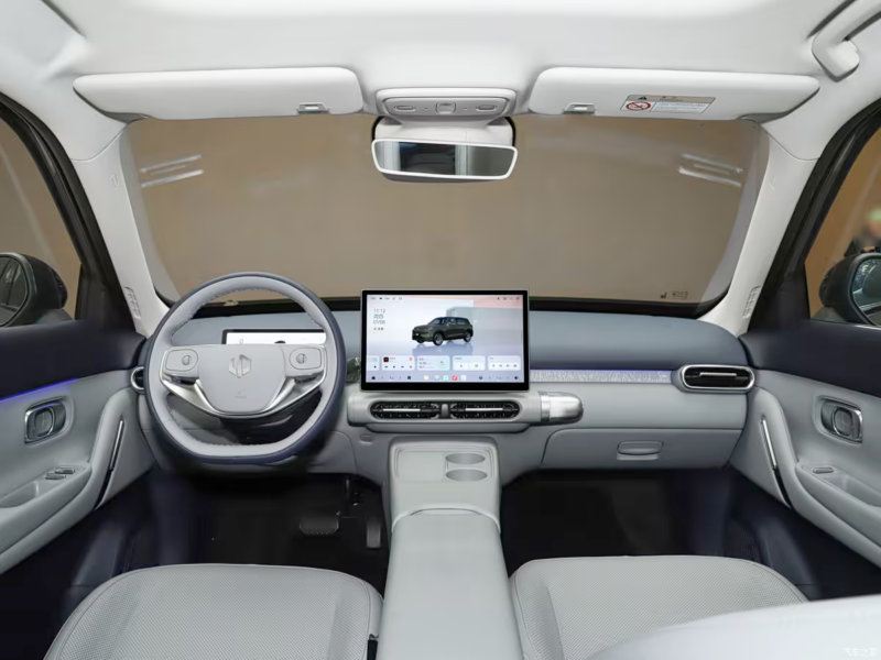 Интерьер Leapmotor A10