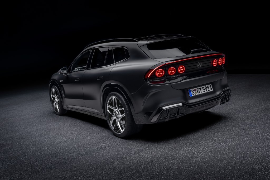 Mercedes-AMG GT SUV, вид сзади