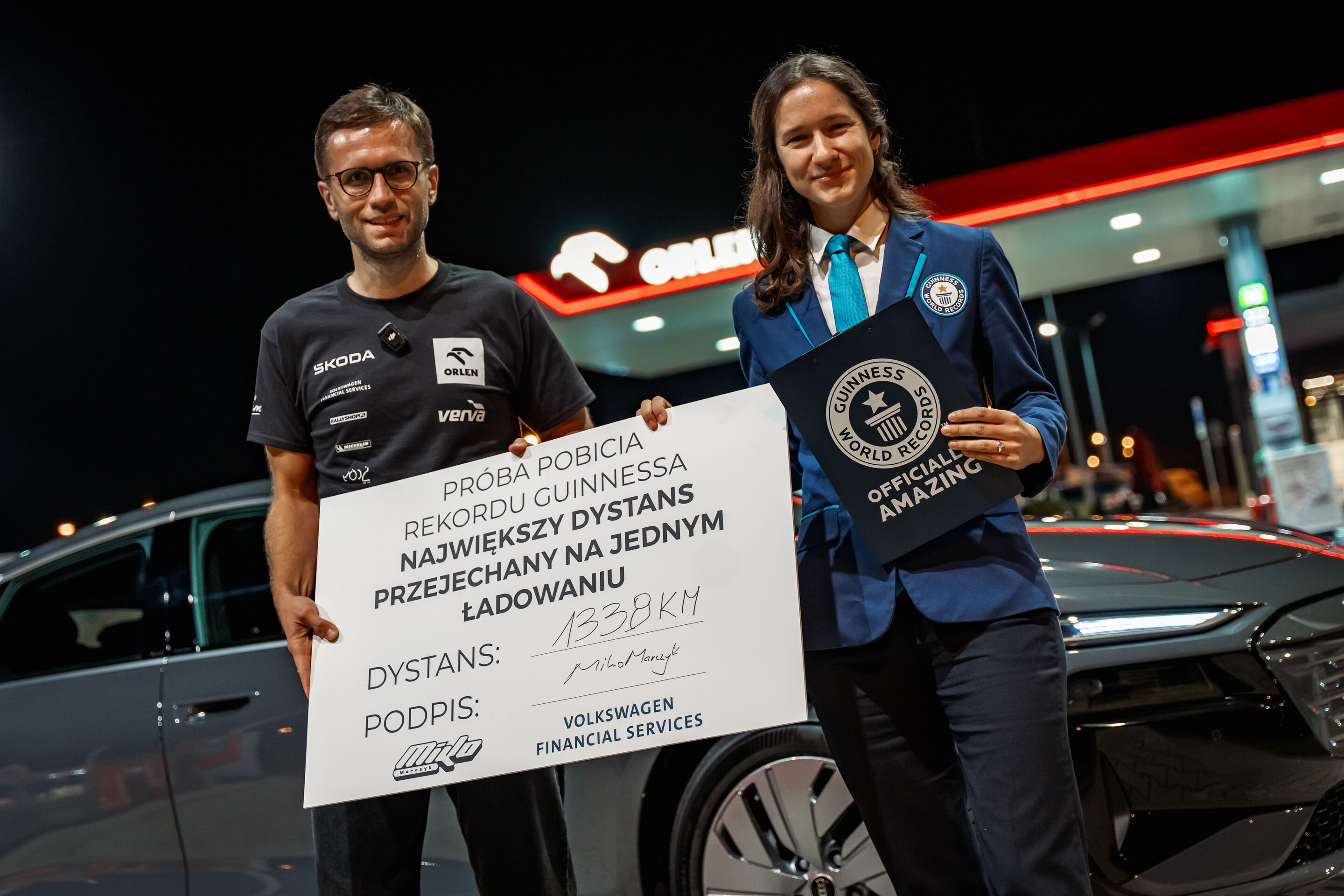 Miko Marczyk с сертификатом Guinness World Records после заезда