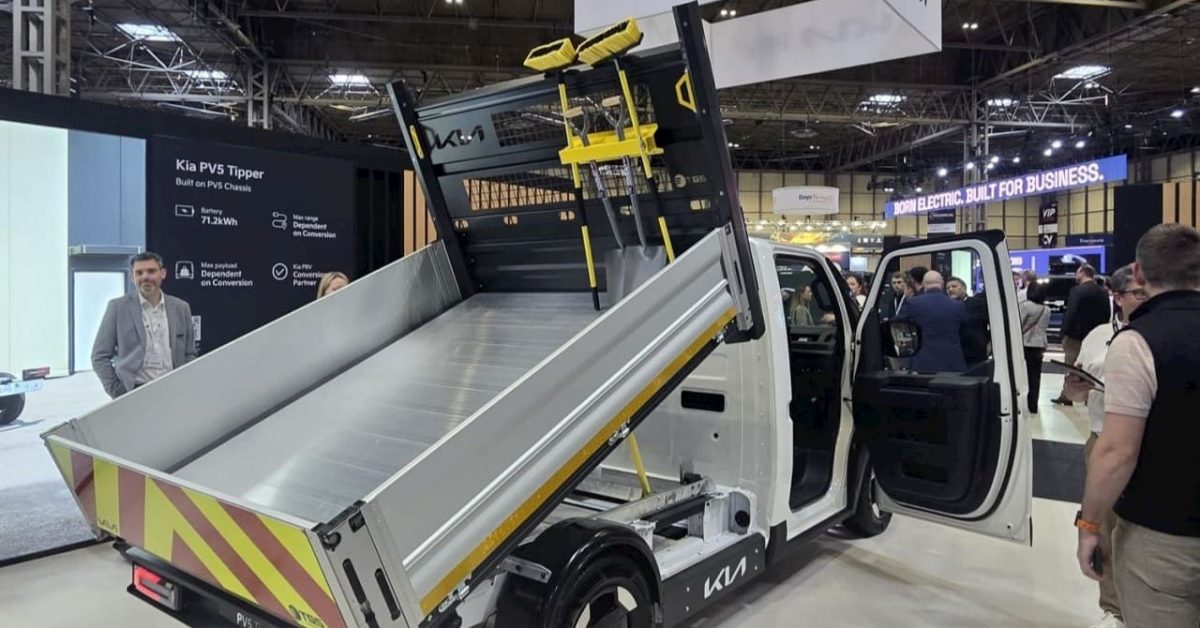 Задний откидной борт кузова-самосвала Kia PV5