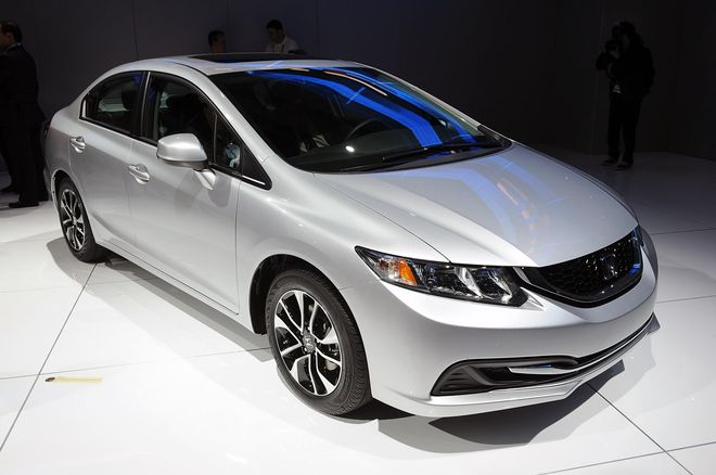 Honda представила обновленный седан Civic