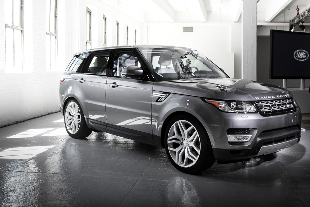 Новый Range Rover Sport представлен официально (40 фото)