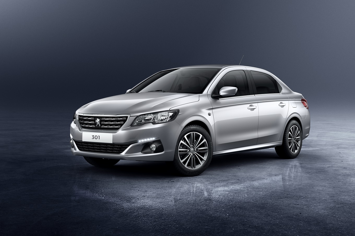 Peugeot представила обновленный седан 301