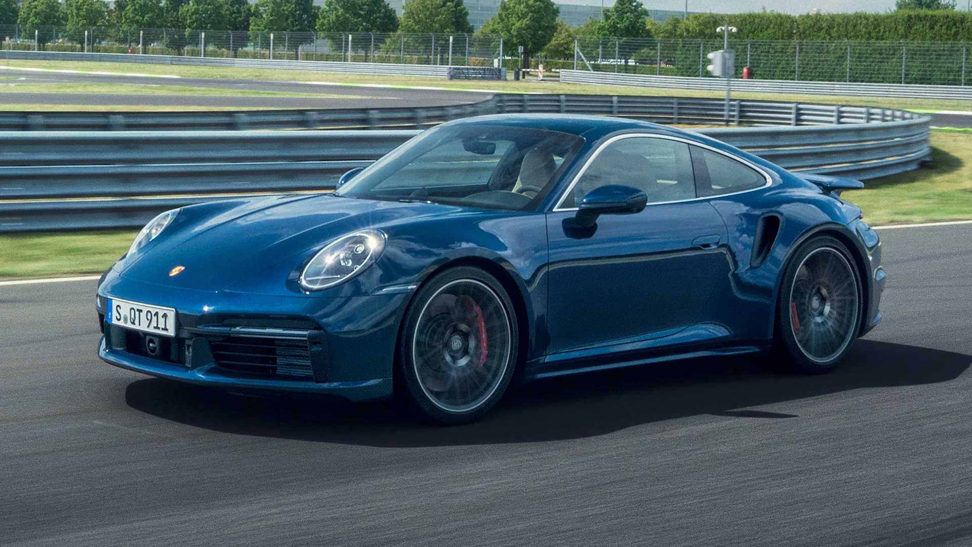 У Porsche 911 появилась «бюджетная» версия