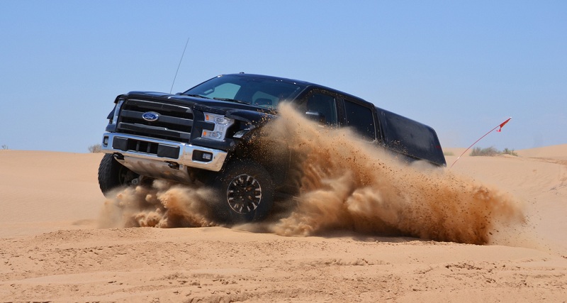Ford испытал в пустыне новый F-150 Raptor
