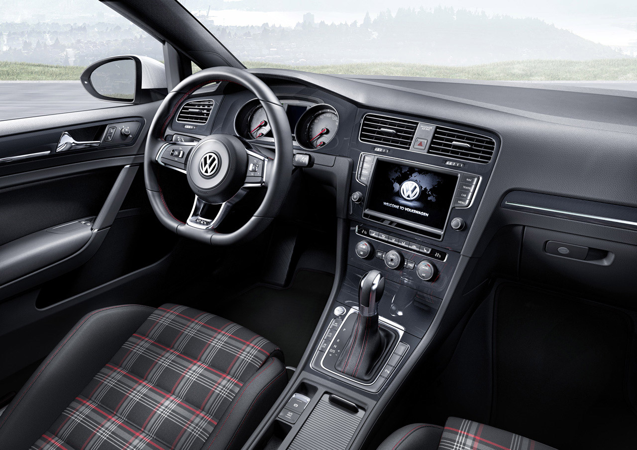 http://autonews.autoua.net/media/uploads/vw/004-2014-volkswagen-gti.jpg