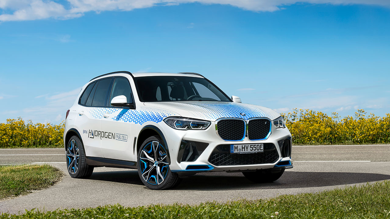 BMW eröffnet in München eine eigene Produktion von Brennstoffzellen für den BMW iX5 Hydrogen