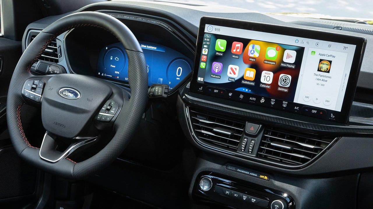 Contrairement à General Motors : Jim Farley, PDG de Ford, confirme qu'Apple CarPlay et Android Auto resteront dans les véhicules Ford.