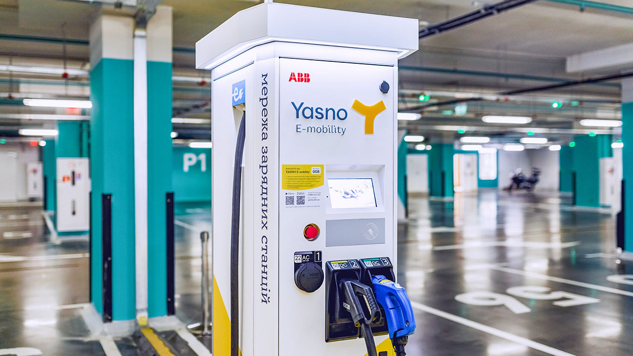 Yasno открыла новые зарядные станции для электромобилей