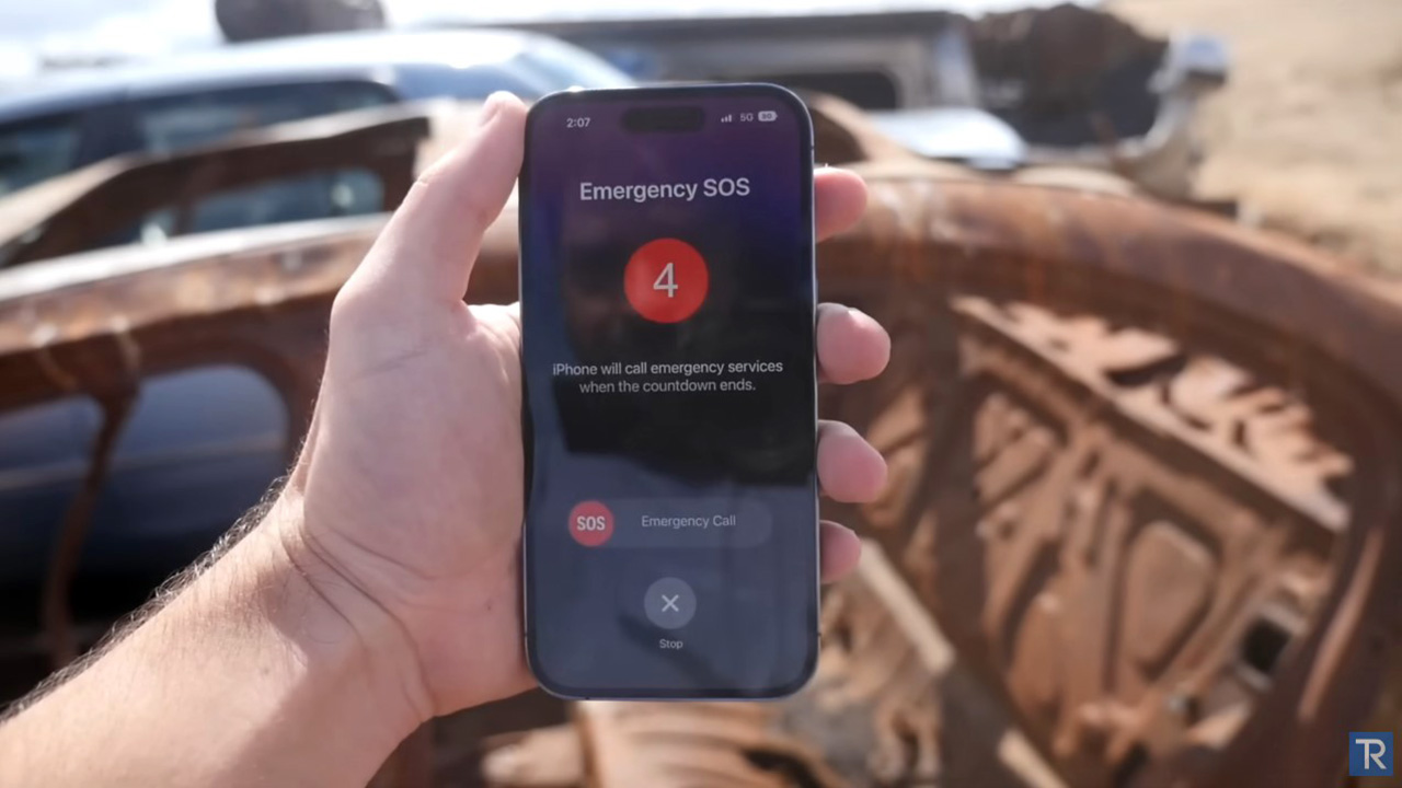 YouTuber tested new iPhone 14 Pro crash detection feature