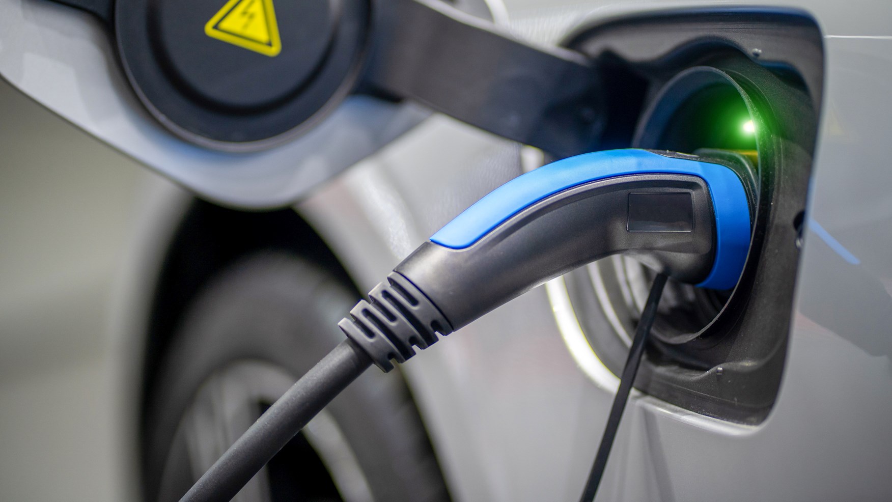 Boosting EV Charging Infrastructure: LNG Electric to Install 13,000+ Charging Stations at US Hotels
