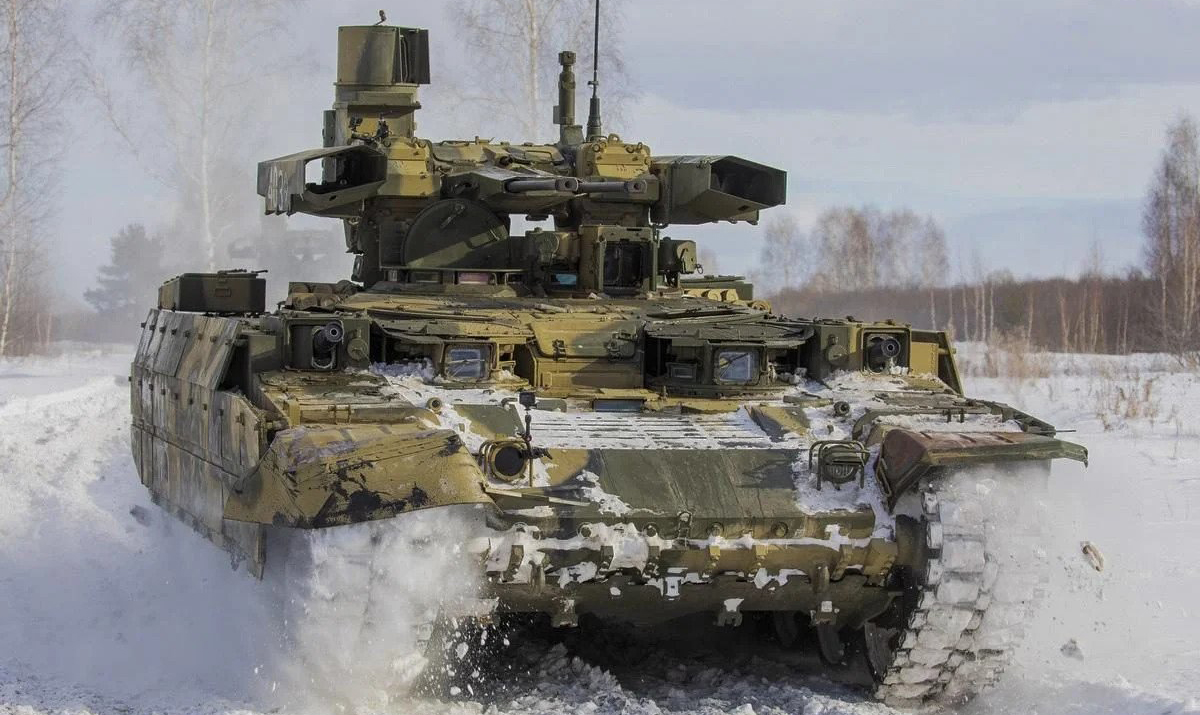 Les forces armées ukrainiennes détruisent le véhicule blindé russe moderne BMPT "Terminator" d'une valeur de 1,5 million de dollars