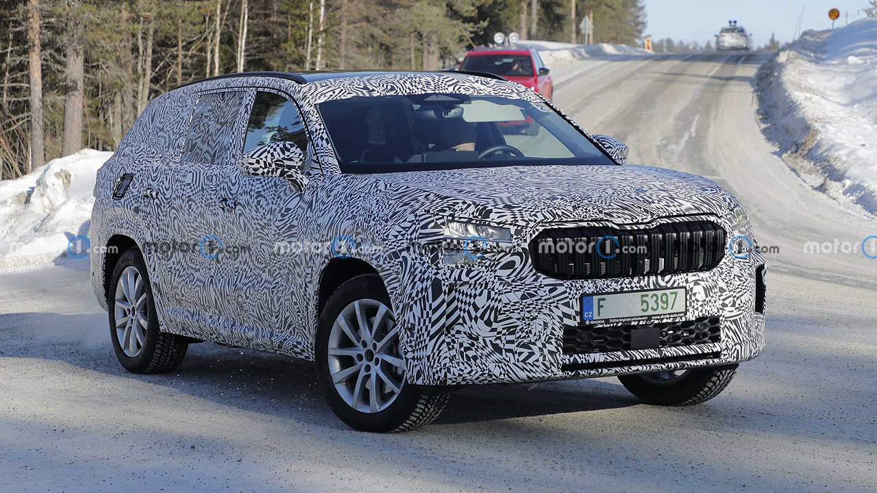 Next generation of Skoda Kodiaq spotted on tests and revealed some design features