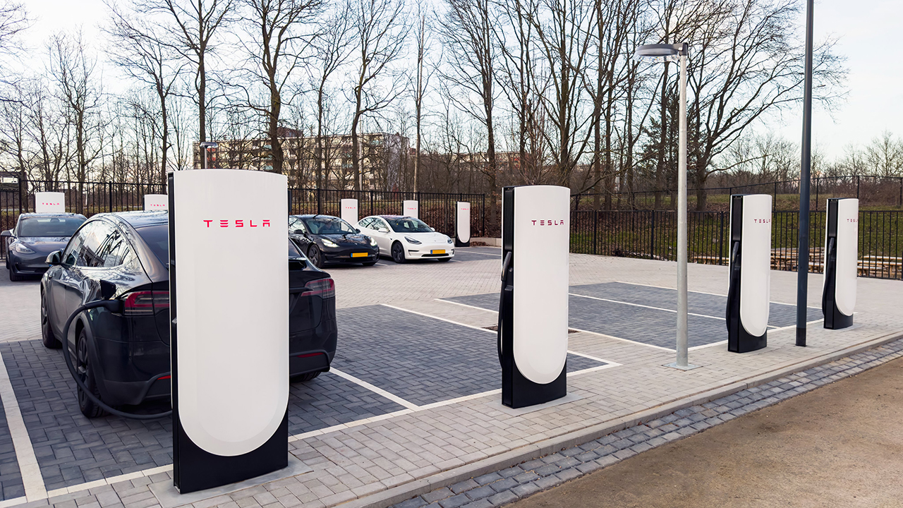 Tesla Unveils First V4 Supercharging Station, Expanding Charging Network for Electric Cars